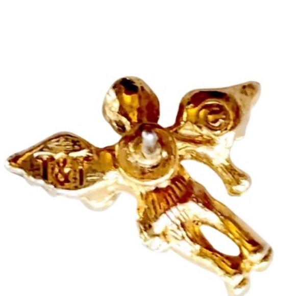TREASURES AND TRINKETS Signed T&T Gold Tone Guardian Angel Stud Earrings - Picture 6 of 7